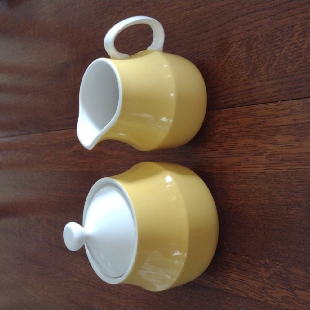 Vintage Mikasa Cera-Stone Sandra Creamer Sugar Bowl Set b540